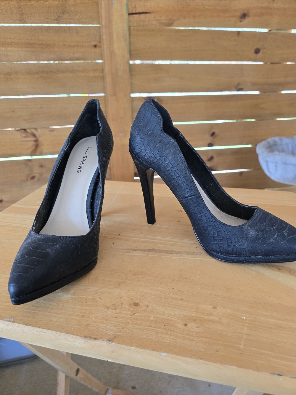Spring Step Black Textured Pointed-Toe Stiletto Pumps